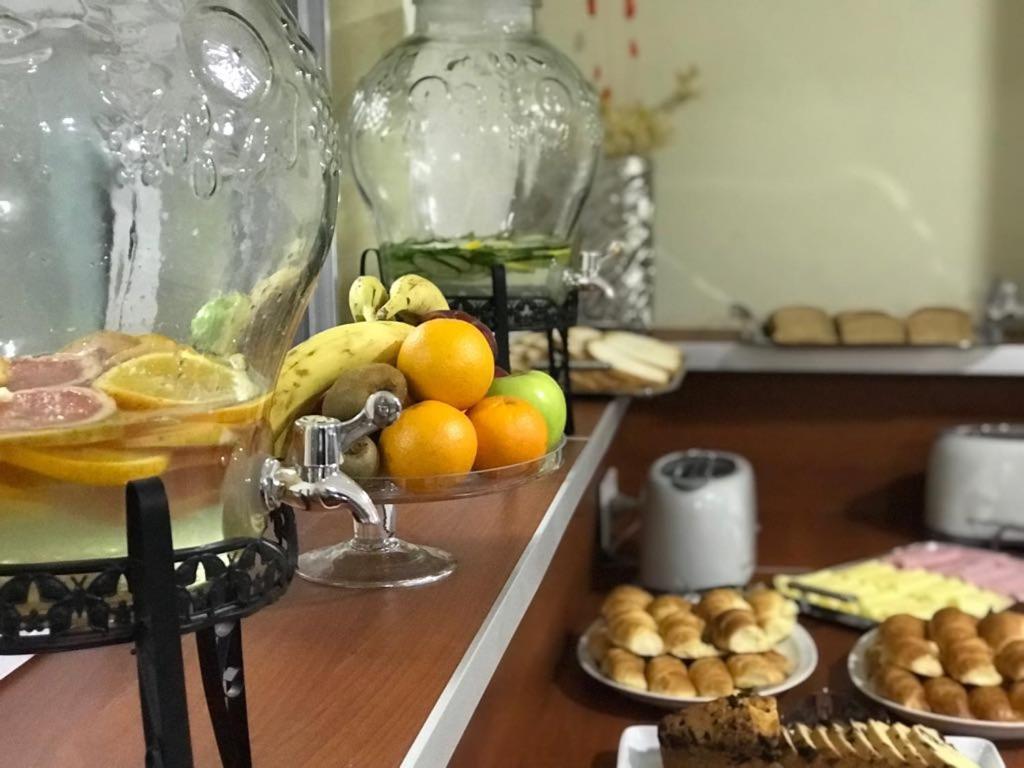 Illia 121 Apart Hotel Неукен Екстер'єр фото