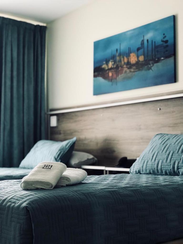 Illia 121 Apart Hotel Неукен Екстер'єр фото