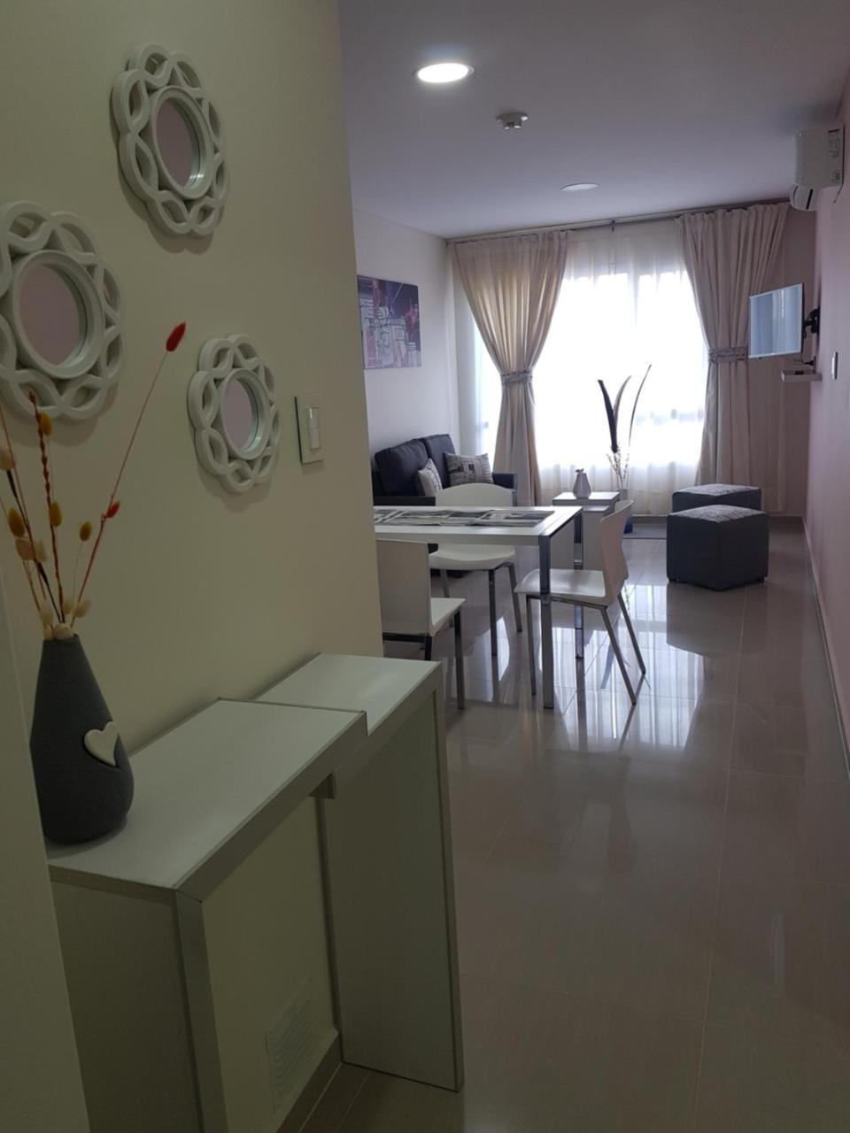 Illia 121 Apart Hotel Неукен Екстер'єр фото
