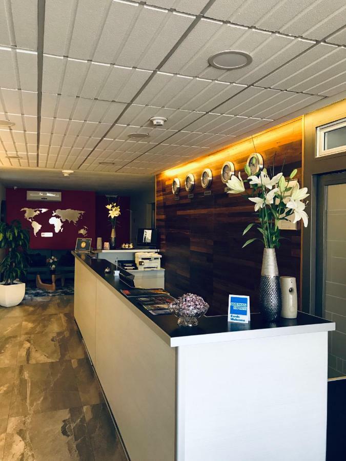Illia 121 Apart Hotel Неукен Екстер'єр фото